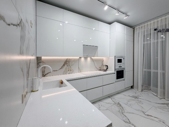 Угловая кухня